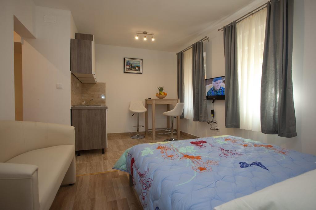 ספליט Central Luxury Rooms Izidor חדר תמונה